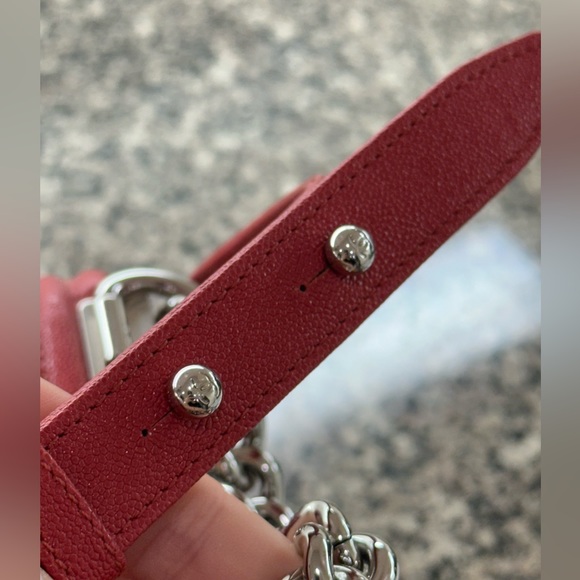 Chanel caviar, leather, medium red boy bag - Picture 5 of 6